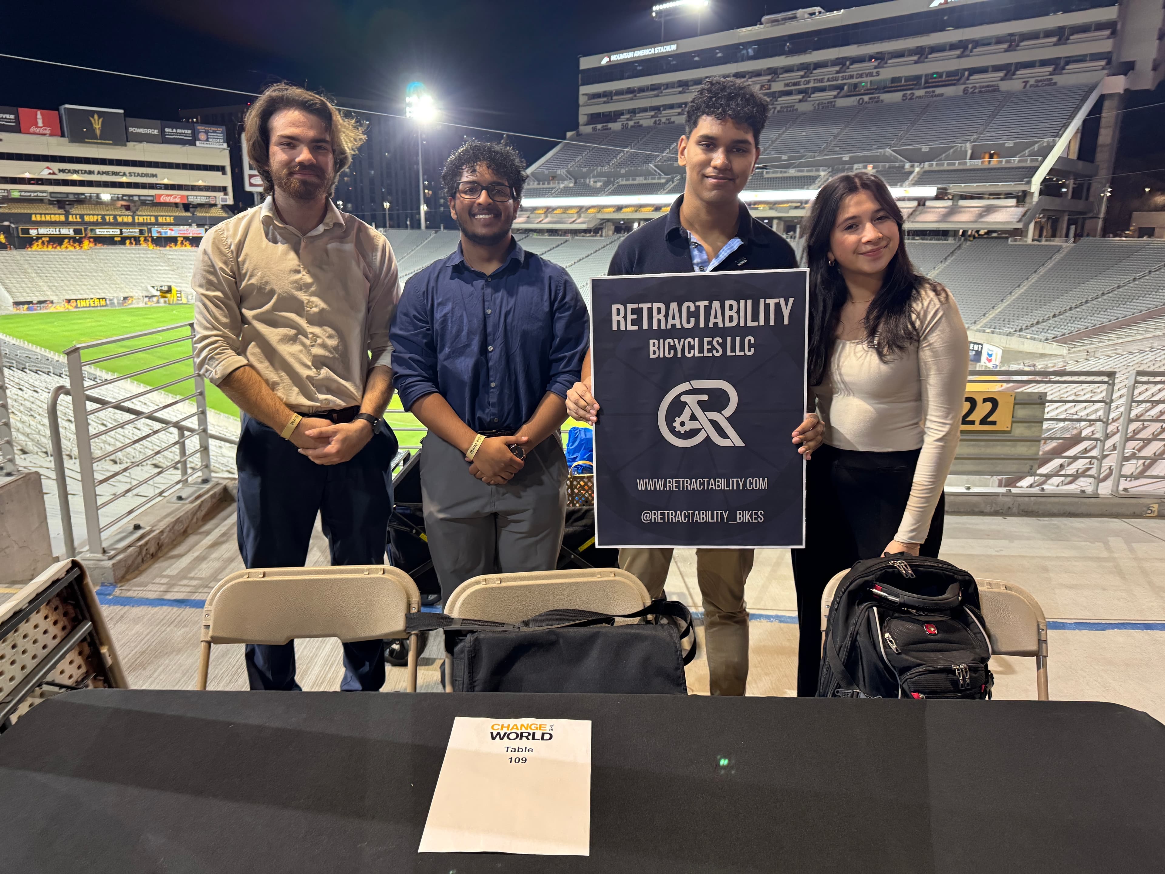 The Retractability team at Change the World